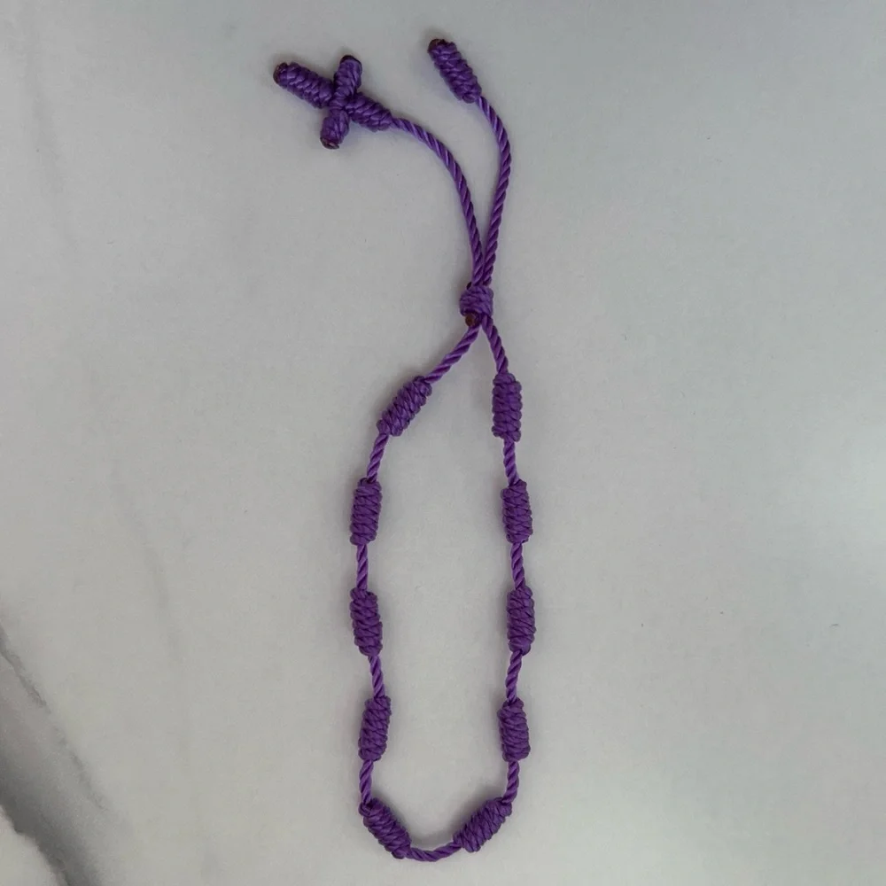 Handmade threaded cross bracelets - Picture 5 of 6
